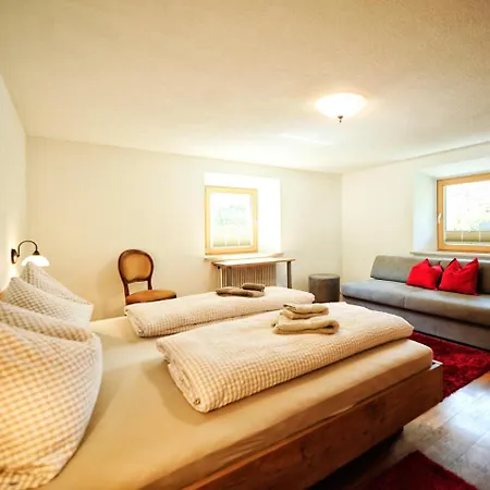 Aparthaus Teresa 別荘 *