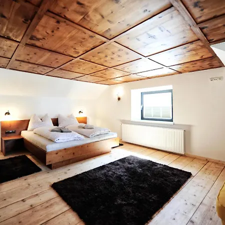 Holiday home Aparthaus Teresa Ried im Oberinntal