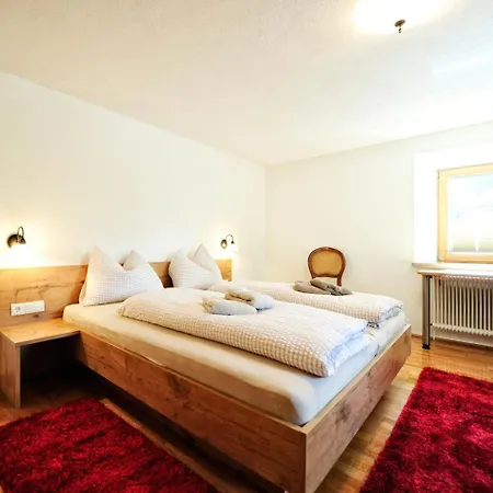 Aparthaus Teresa 別荘 *