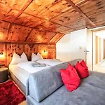 Aparthaus Teresa Holiday home Ried im Oberinntal