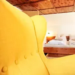 Holiday home Aparthaus Teresa Ried im Oberinntal